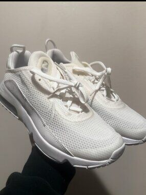 *NEW* Youth Nike Air Max 2090 Triple White